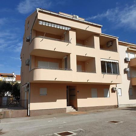 Apartment Valamar Novalja Zewnętrze zdjęcie